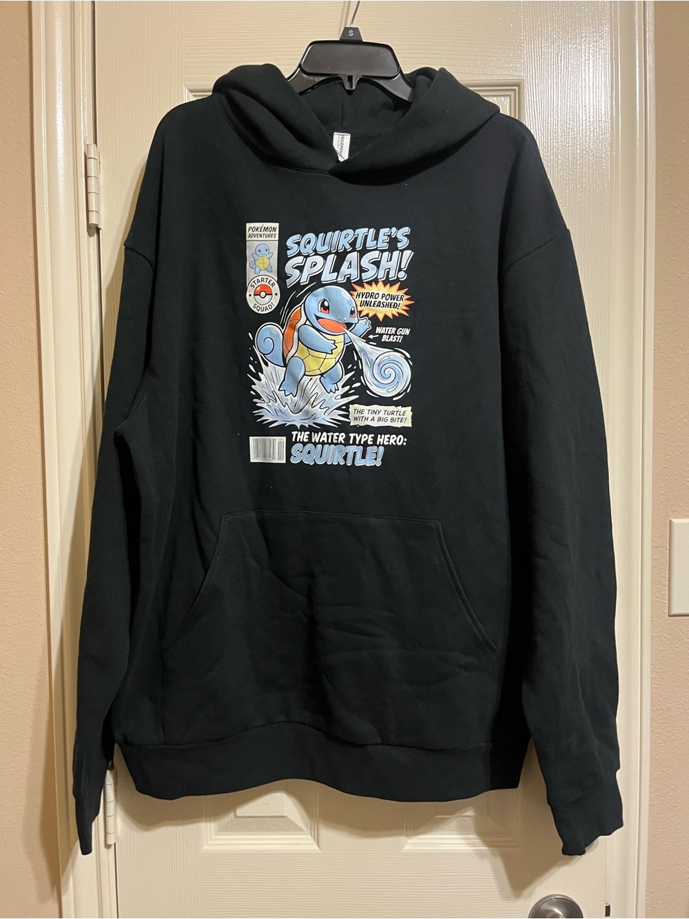 NWOT Pokémon Squirtle's Splash Comic Graphic Hoodie - Independent Trading Co